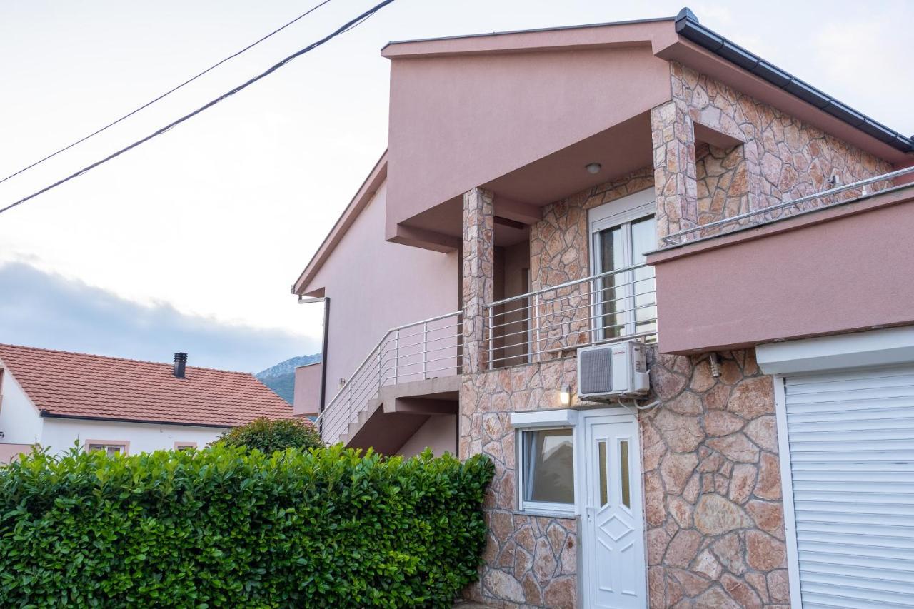 Apartments Solar Trebinje Exteriör bild